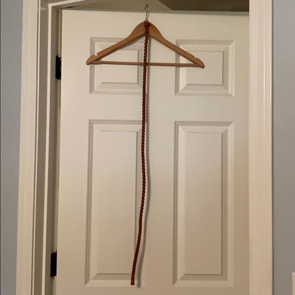 brown leather belt!